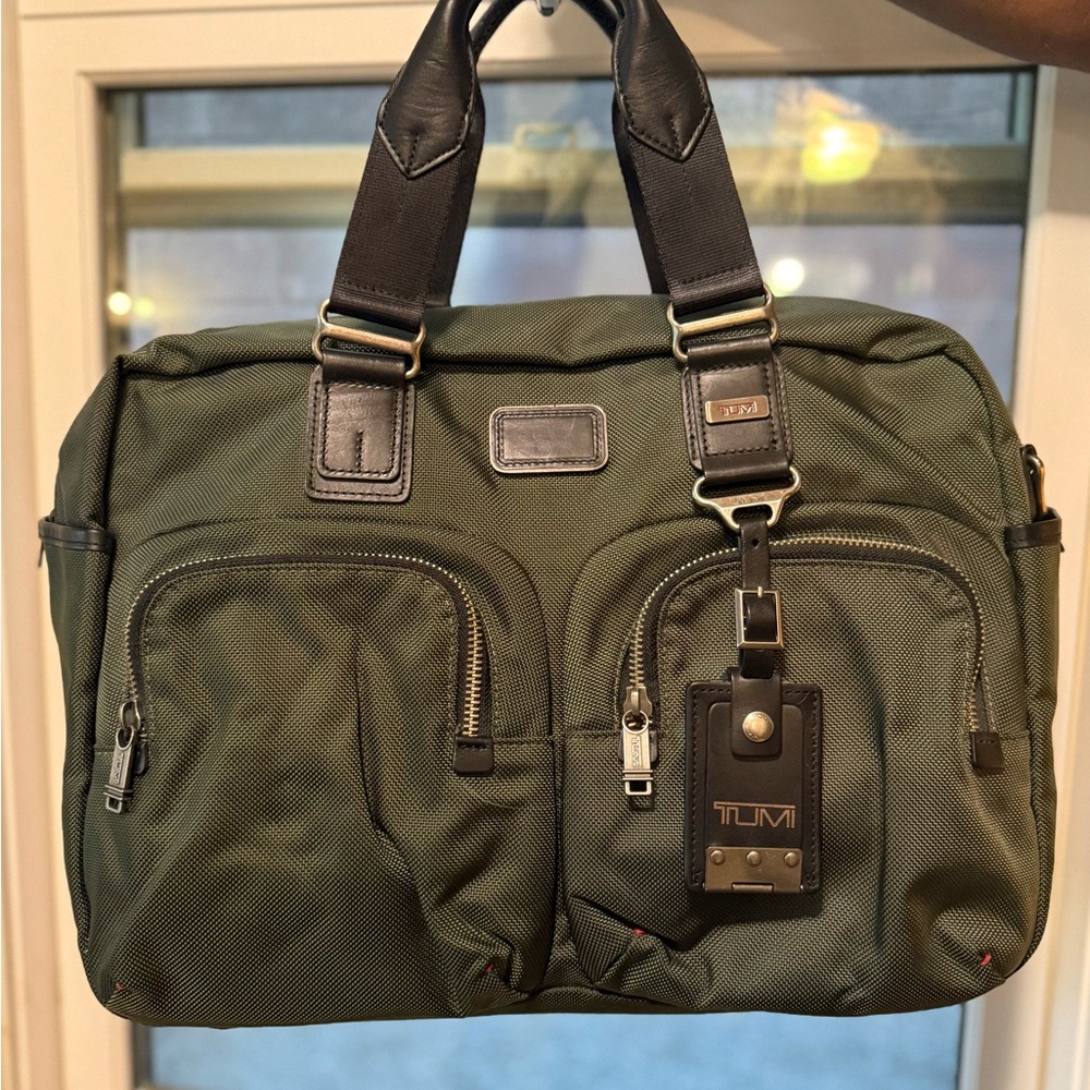 TUMI Alpha Bravo Essential Briefcase
